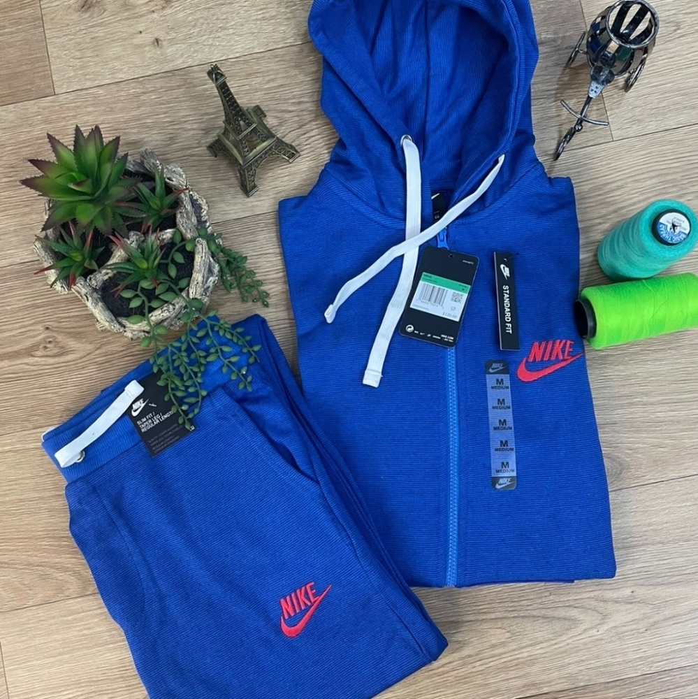 Men Nike set